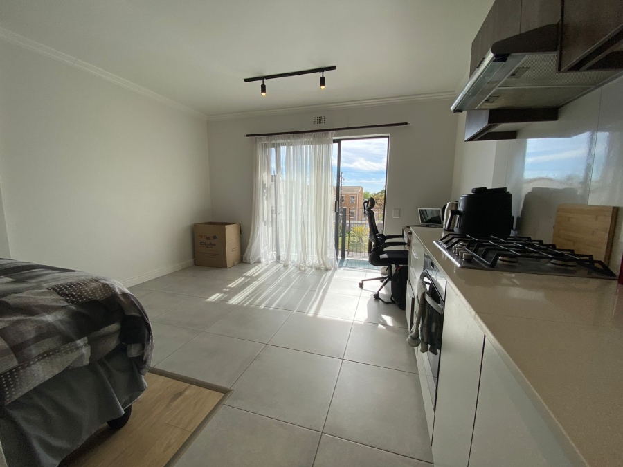 To Let 1 Bedroom Property for Rent in Table View Western Cape